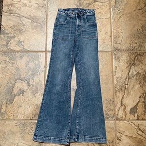 American Eagle N(E)XT Level stretch flare jean 0 Reg